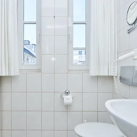 341, Seepark * Sellin (Rugen)